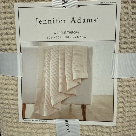 Jennifer Adams Cream Waffle Throw 60”x70” - Picture 4 of 4